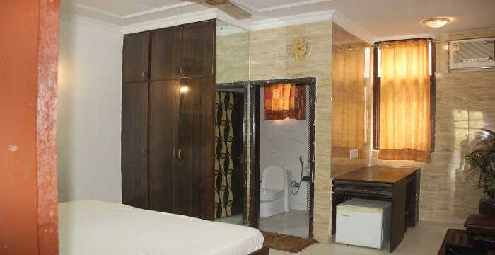 Ambica Inn, New Delhi 3